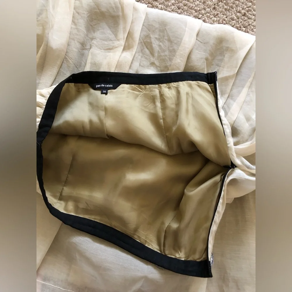 Elegant Cream Maxi Skirt - Picture 8 of 12